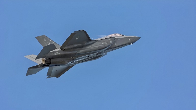 Cehia cumpără 24 de avioane de vânătoare americane F-35